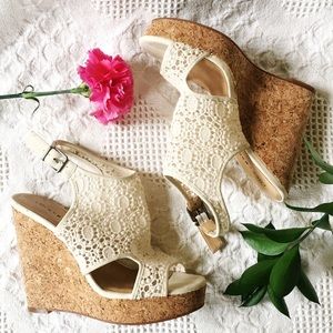 Lucky Brand cork wedge platform sandals white lace